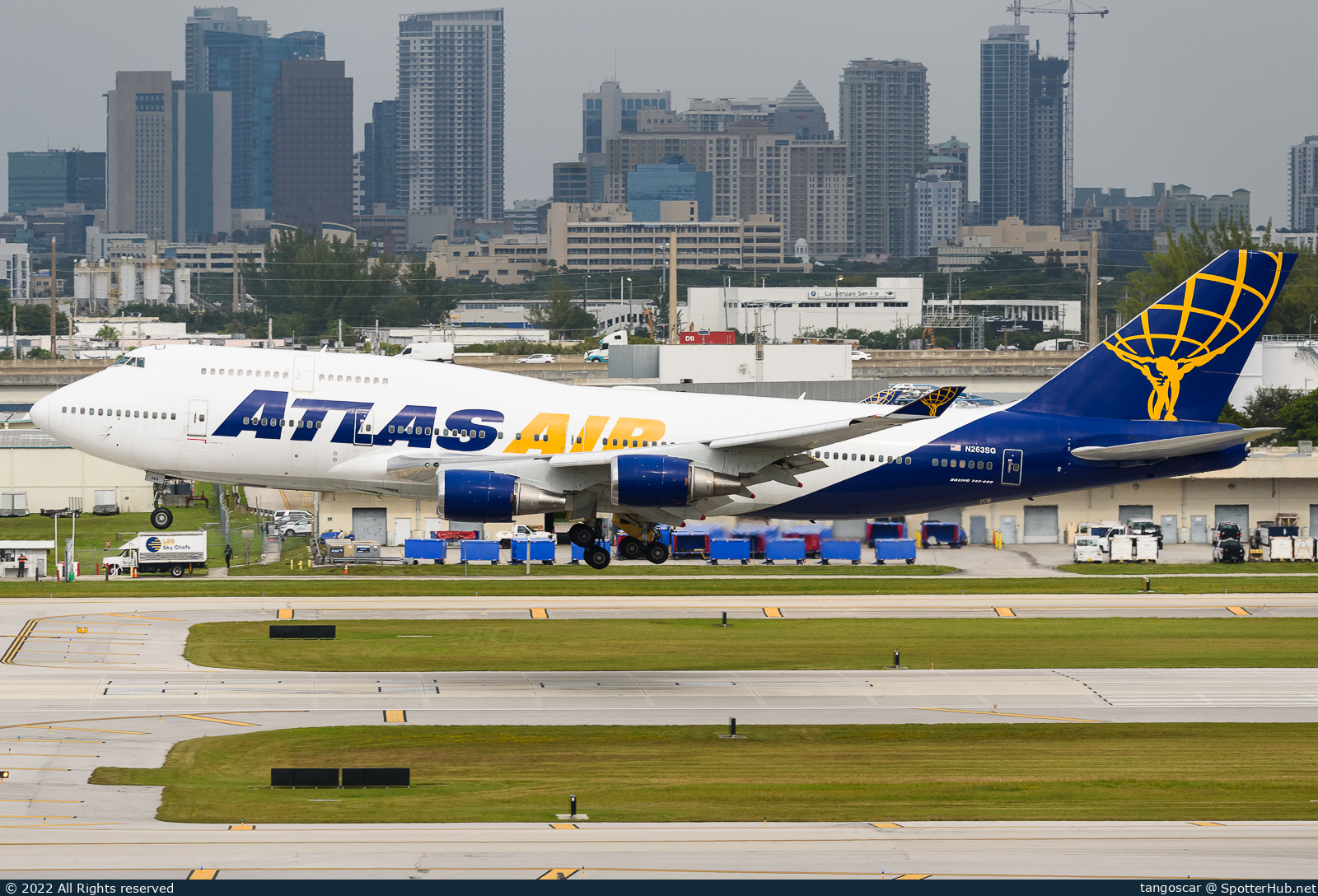 Photo of N263SG - Boeing 747-481 operated by Atlas Air