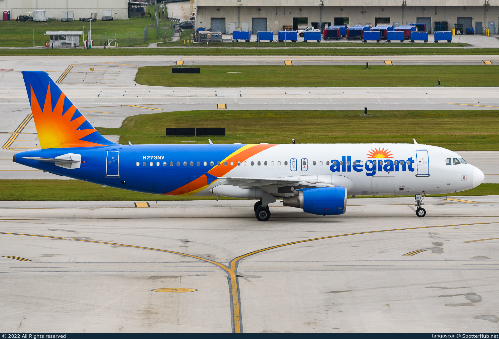 Photo of N273NV - Airbus A320-214 operated by Allegiant Air