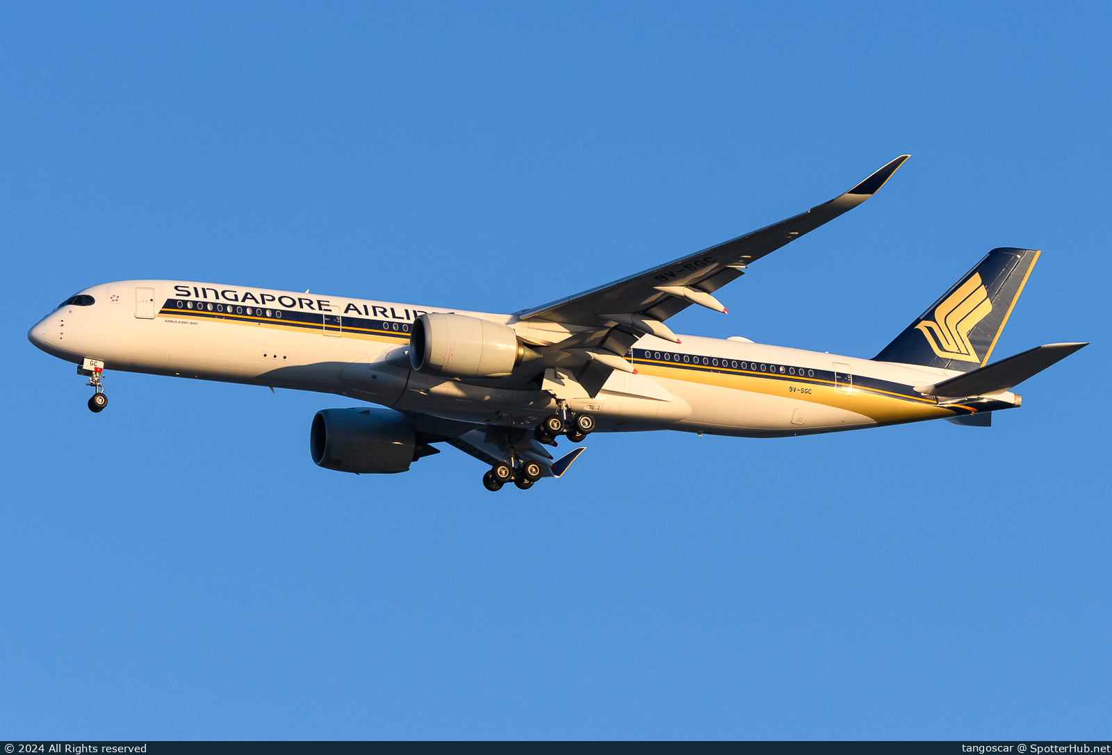 Photo of 9V-SGC - Airbus A350-941 operated by Singapore Airlines