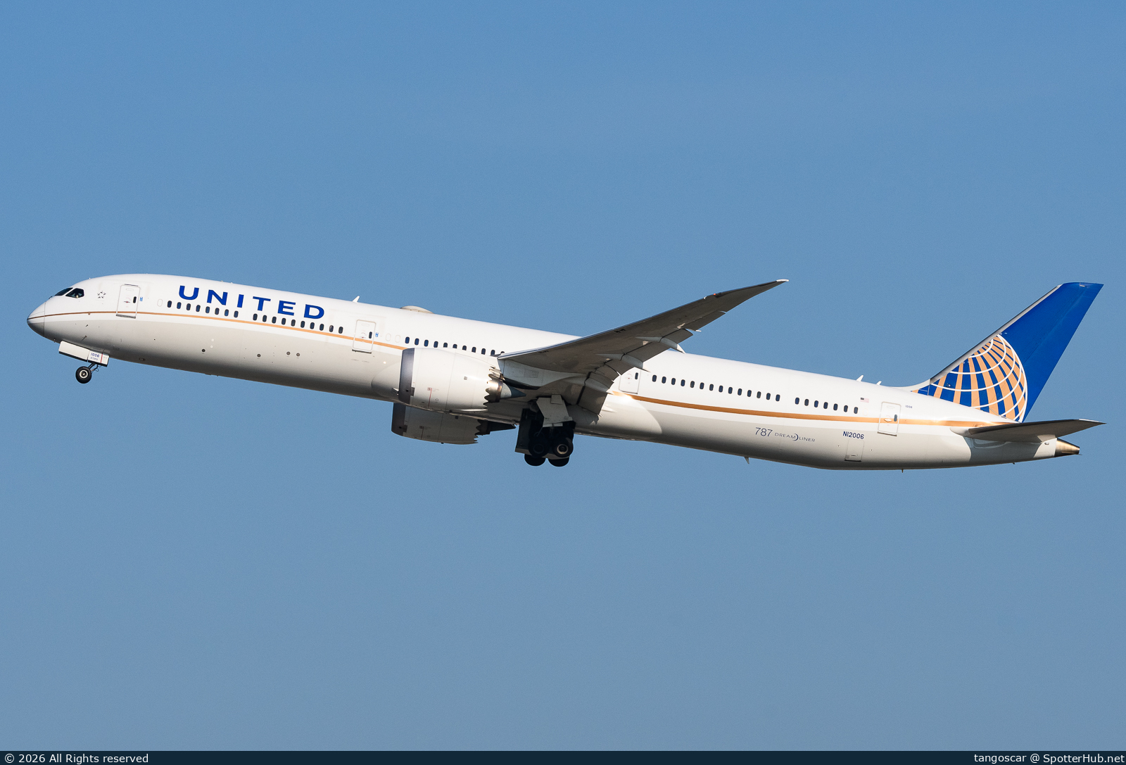 Photo of N12006 - Boeing 787-10 Dreamliner operated by United Airlines