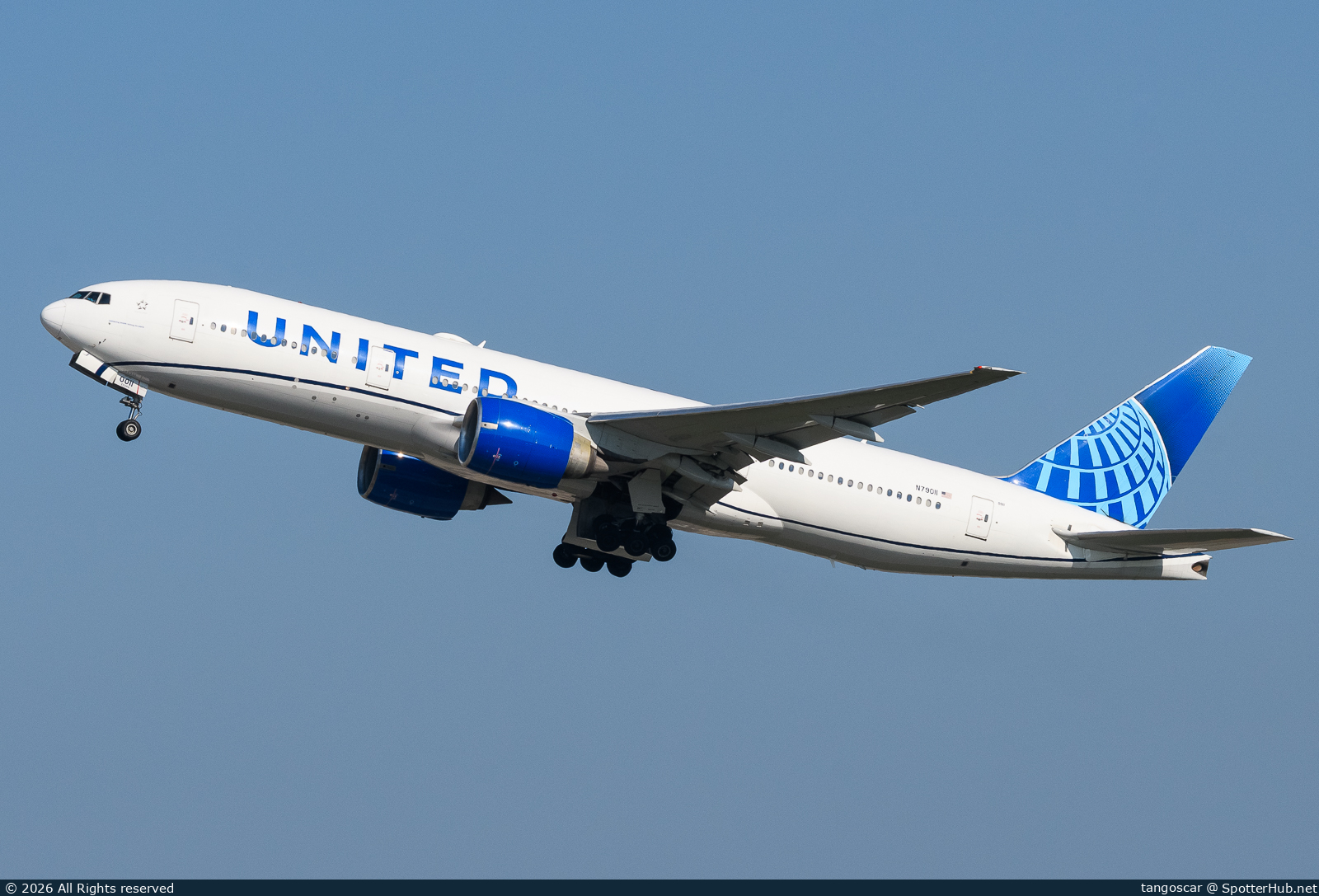 Photo of N79011 - Boeing 777-224(ER) operated by United Airlines