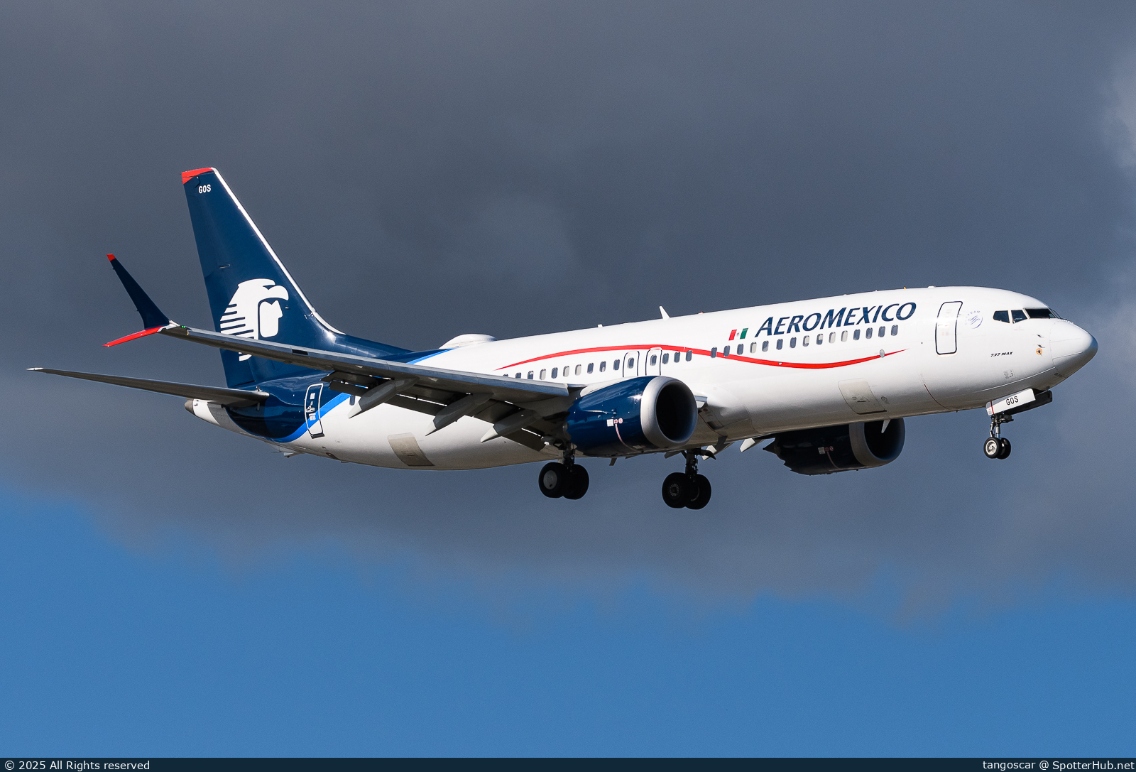 Photo of XA-GOS - Boeing 737 MAX 8 operated by Aeroméxico