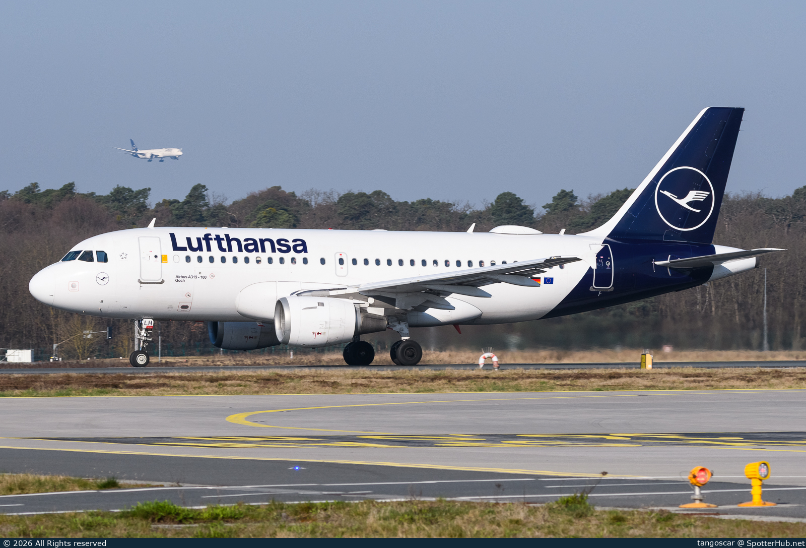 Photo of D-AILH - Airbus A319-114 operated by Lufthansa