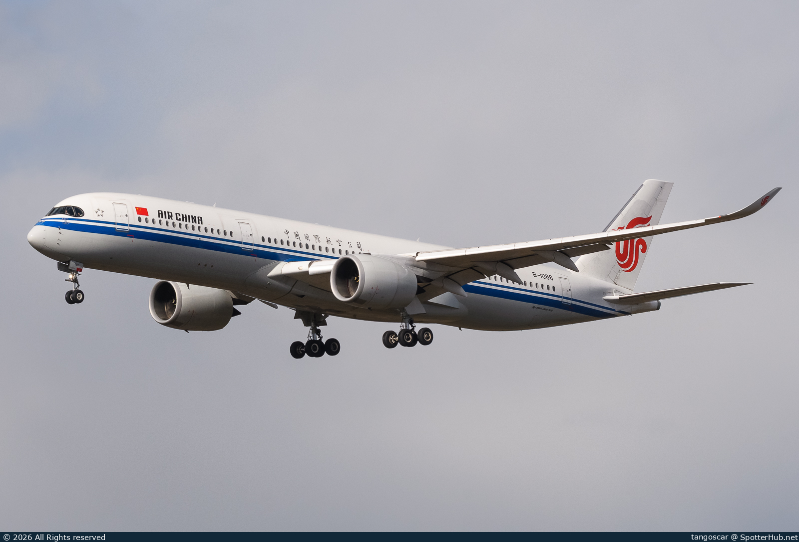 Photo of B-1086 - Airbus A350-941 operated by Air China