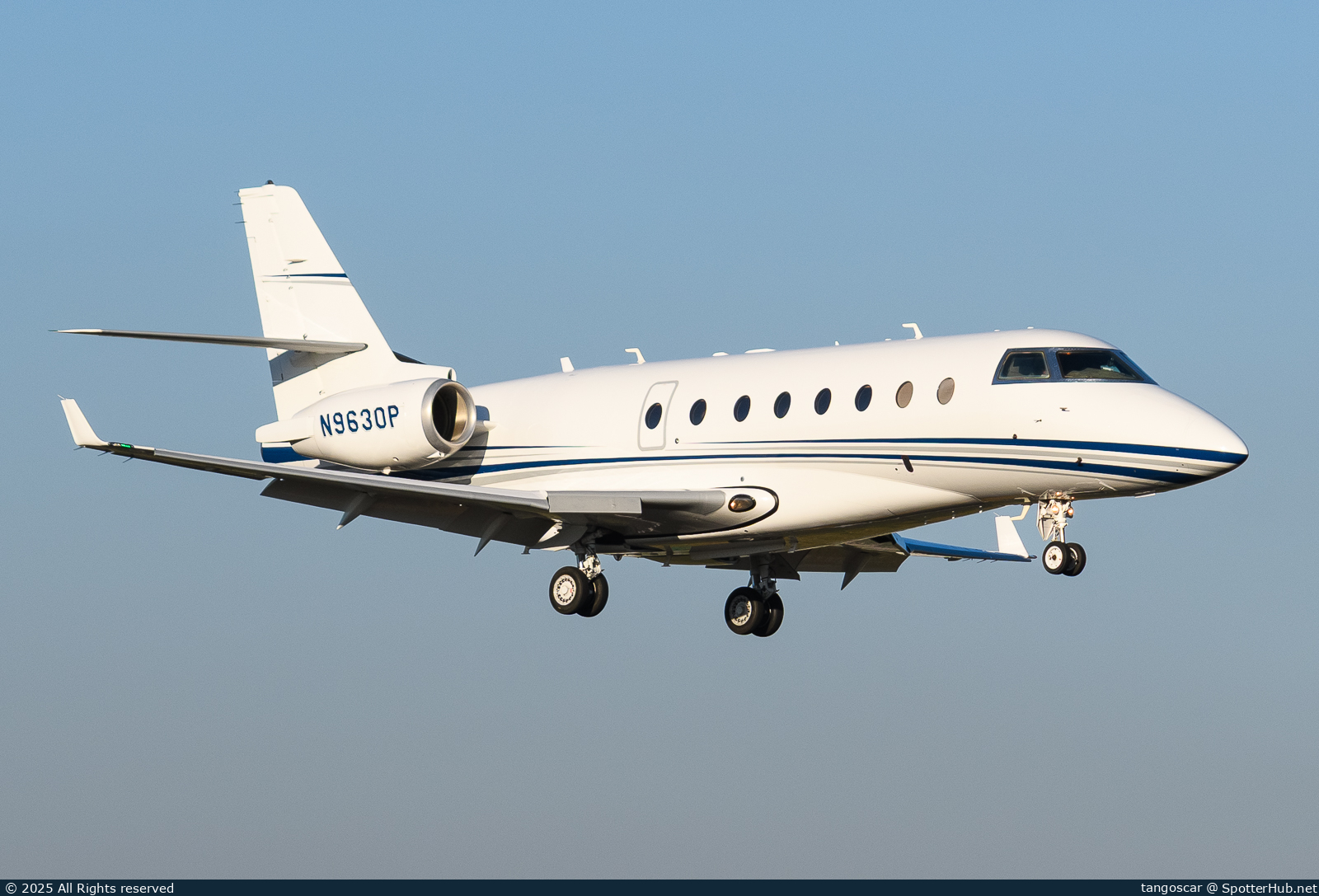 Photo of N9630P - Gulfstream G200 operated by PaulsCorp