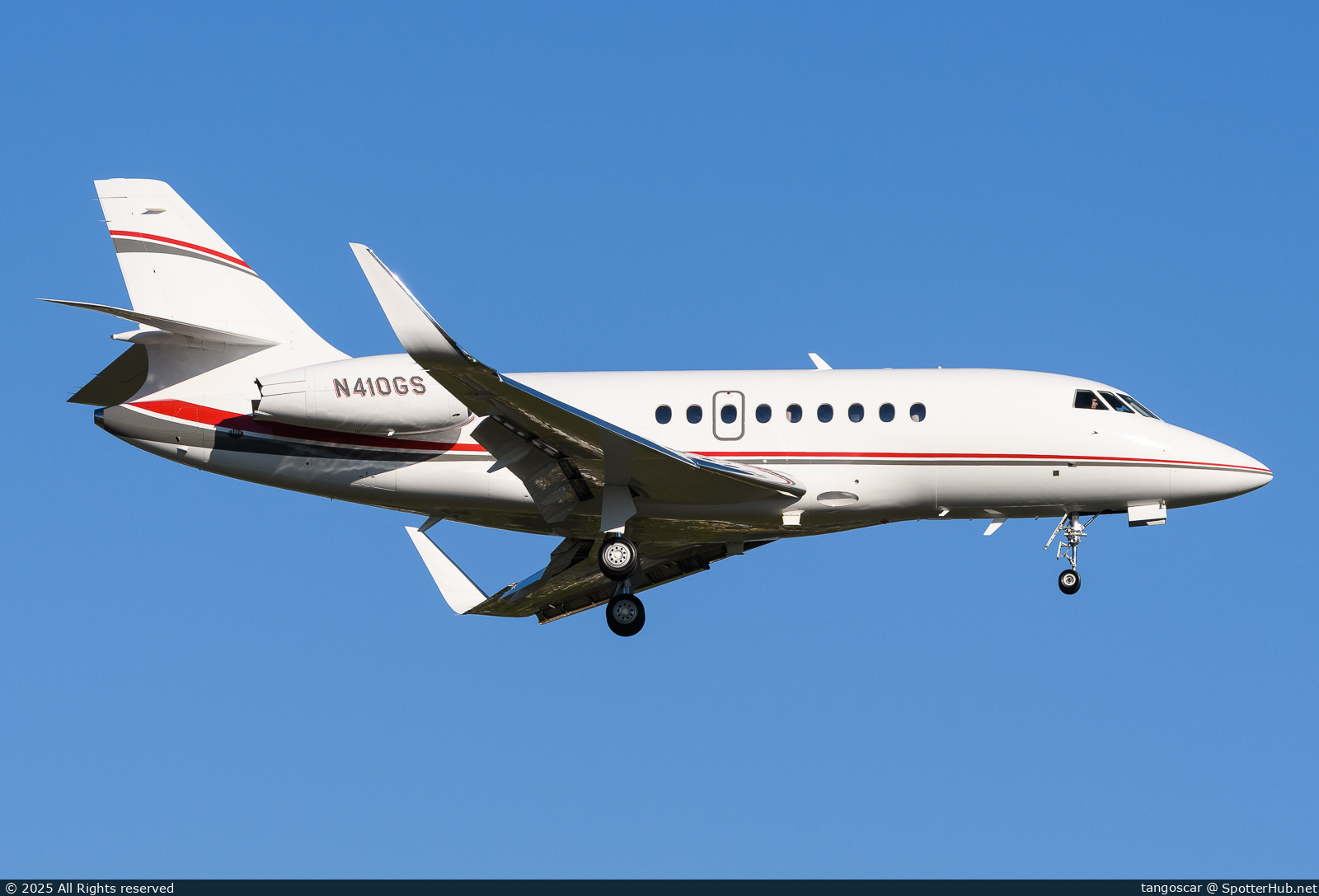 Photo of N410GS - Dassault Falcon 2000S operated by Gilead Sciences