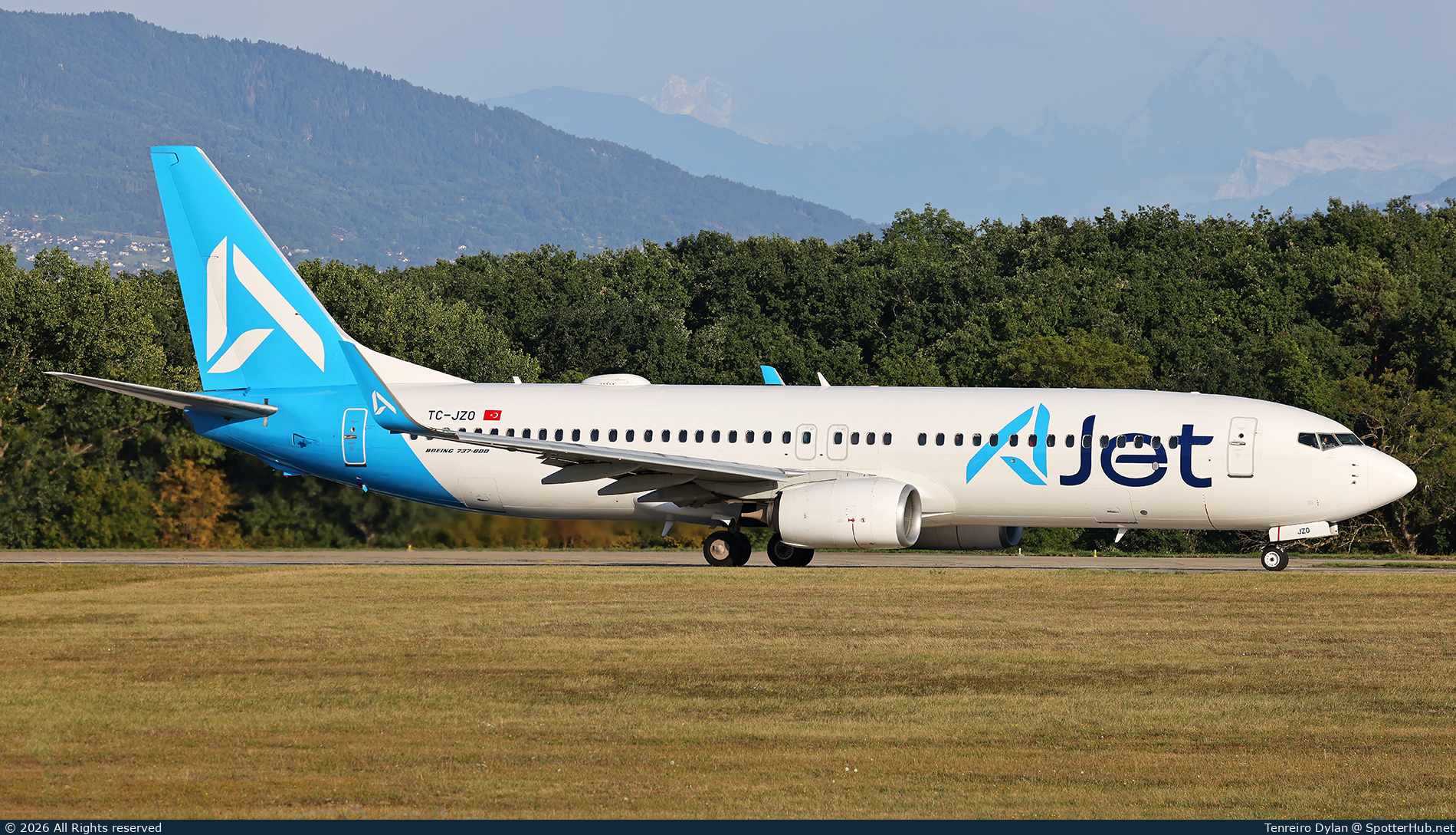 Photo of TC-JZO - Boeing 737-8JP operated by AnadoluJet