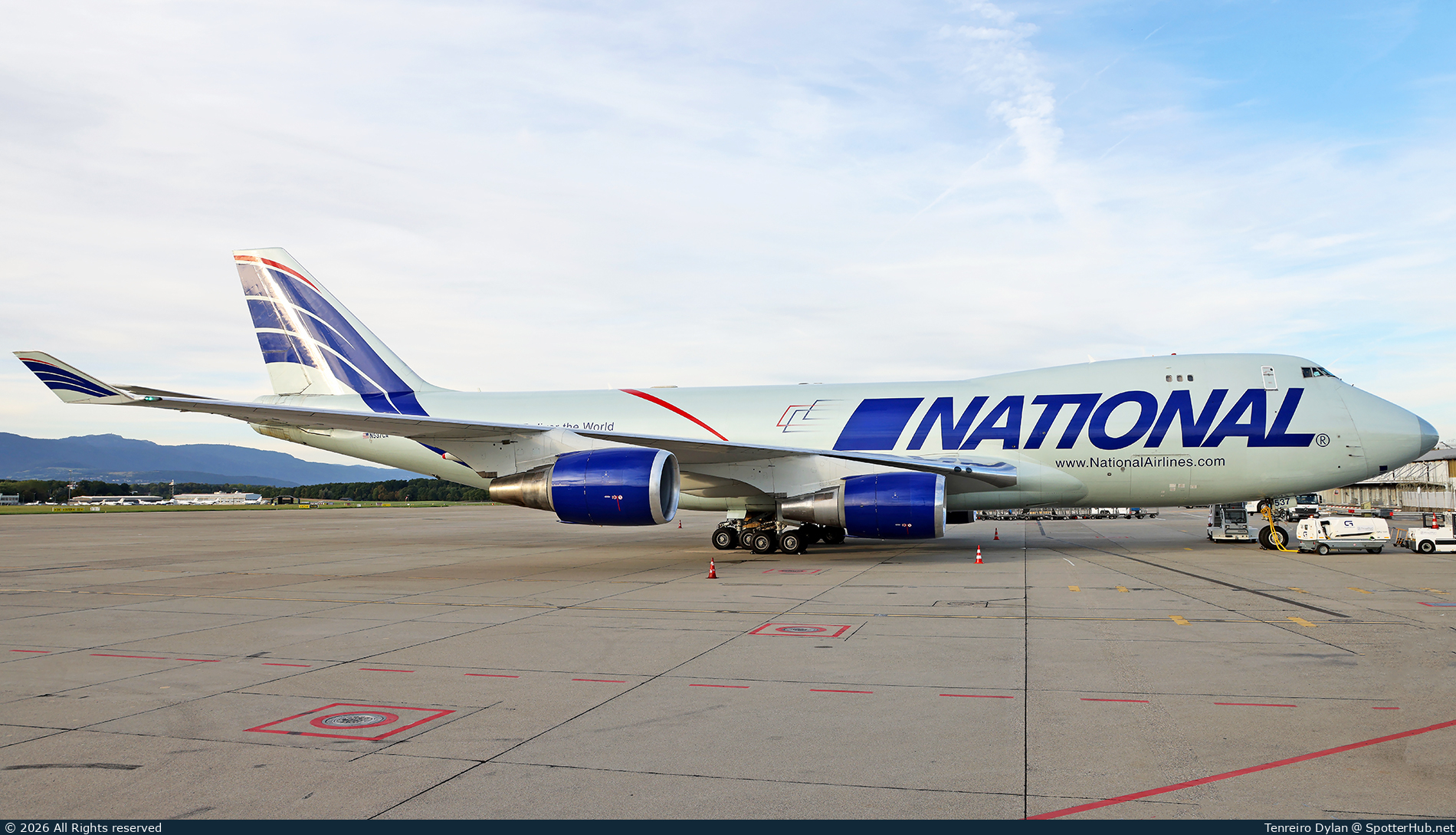 Photo of N537CA - Boeing 747-446F operated by National Airlines [2006]