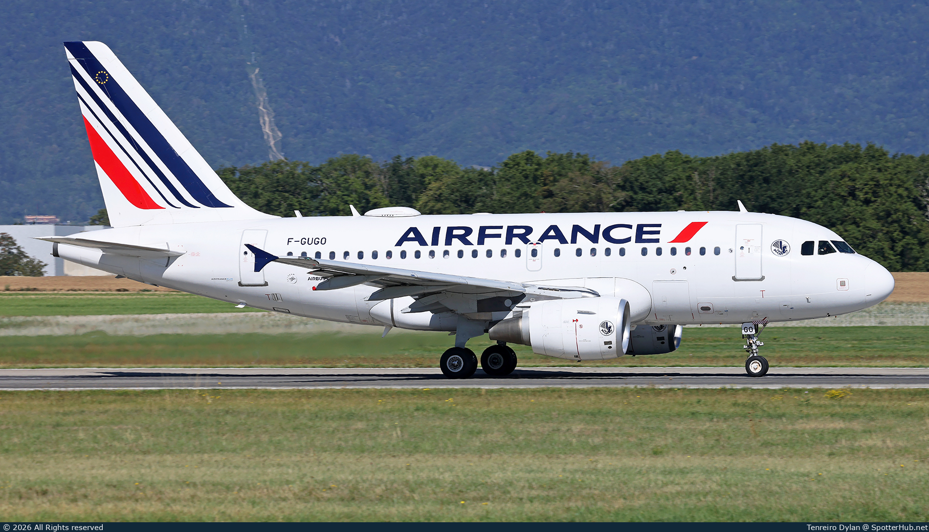 Photo of F-GUGO - Airbus A318-111 operated by Air France
