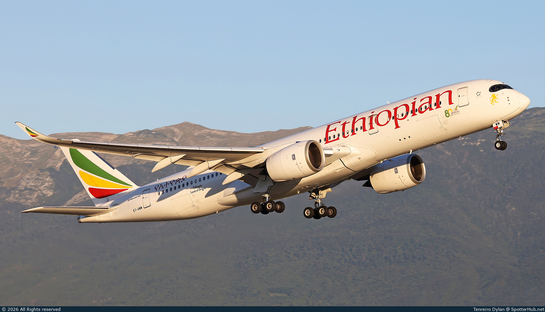 Photo of ET-AWM - Airbus A350-941 operated by Ethiopian Airlines