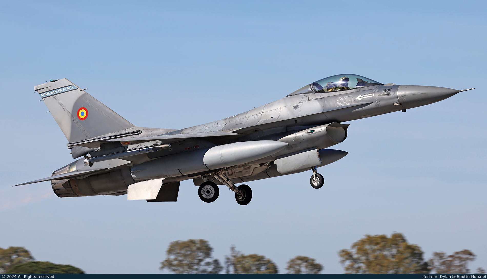 Photo of 1605 - General Dynamics F-16AM Fighting Falcon operated by Romanian Air Force