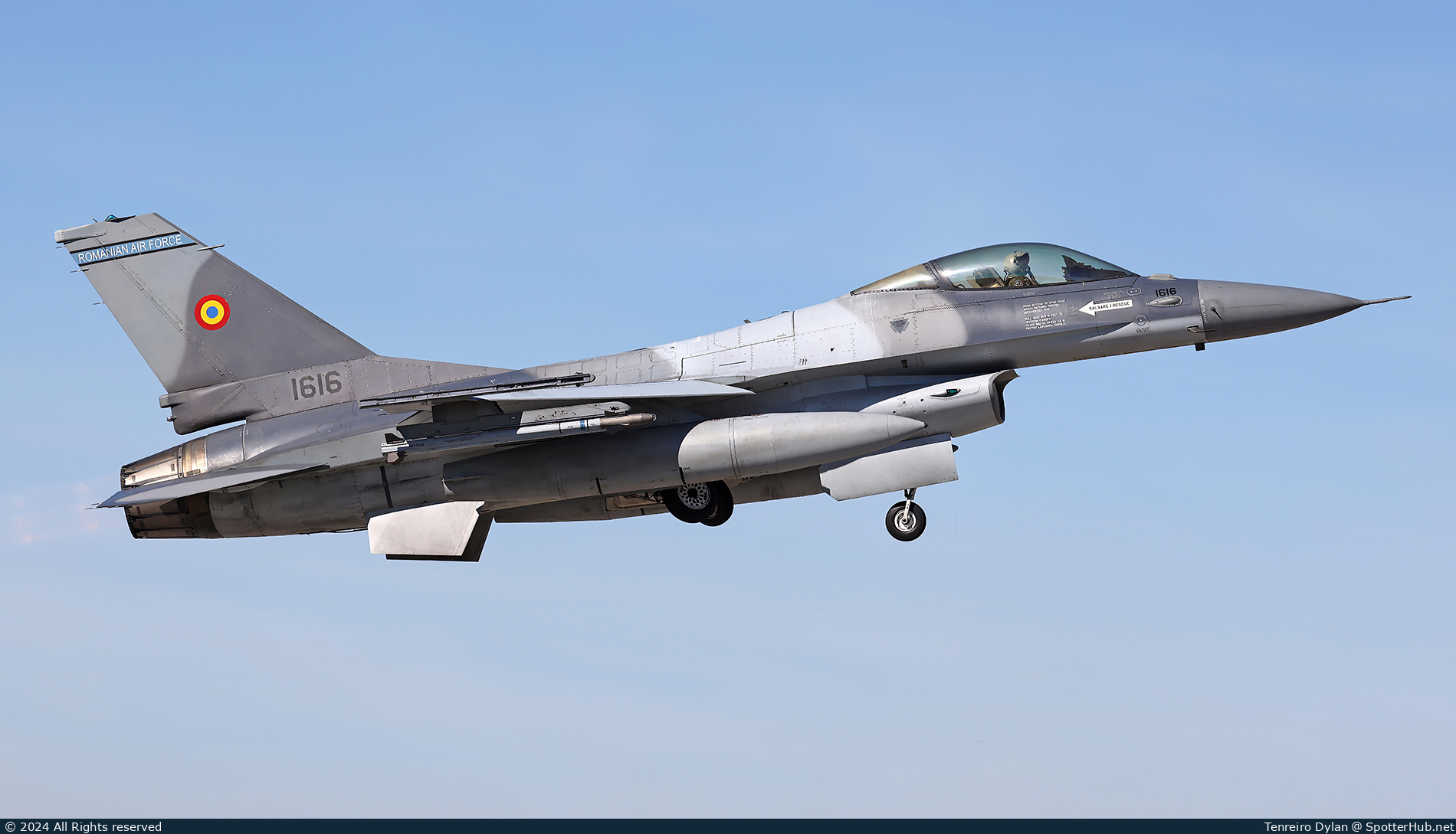 Photo of 1616 - General Dynamics F-16AM Fighting Falcon operated by Romanian Air Force