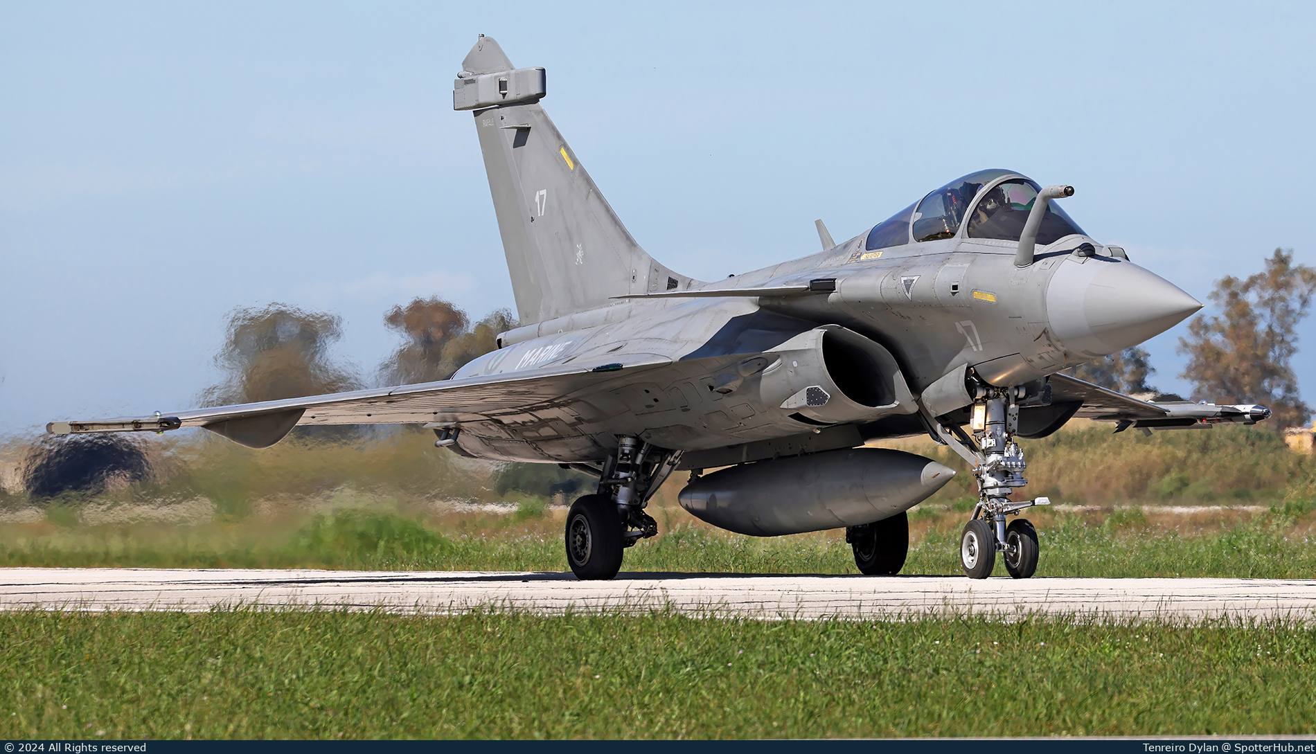 Photo of 17 - Dassault Rafale M operated by French Navy