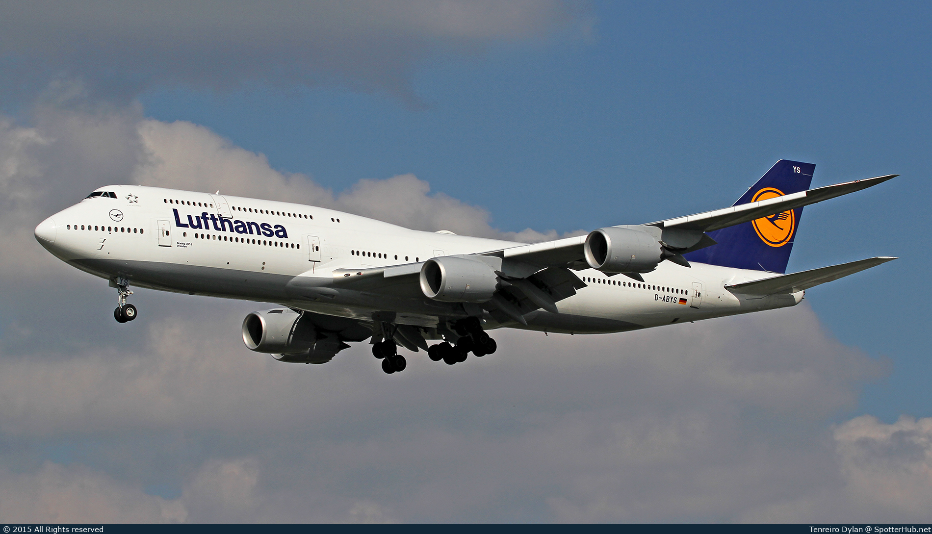 Photo of D-ABYS - Boeing 747-830 operated by Lufthansa