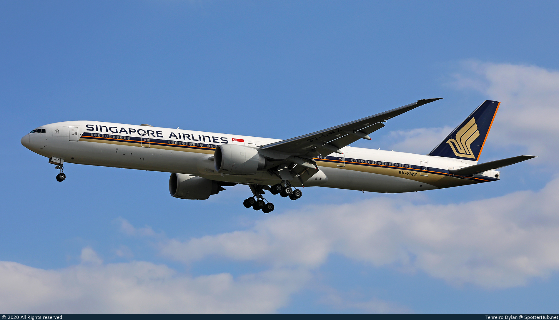 Photo of 9V-SWZ - Boeing 777-312(ER) operated by Singapore Airlines