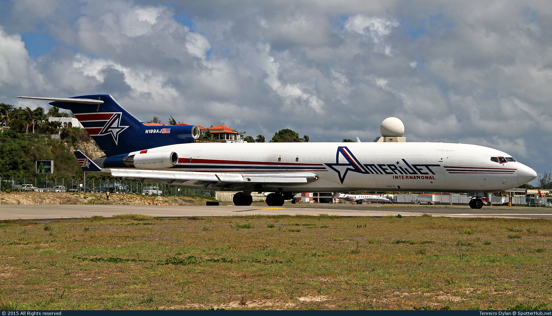 Photo of N199AJ - Boeing 727-2F9(Adv)(F) operated by Amerijet International Airlines