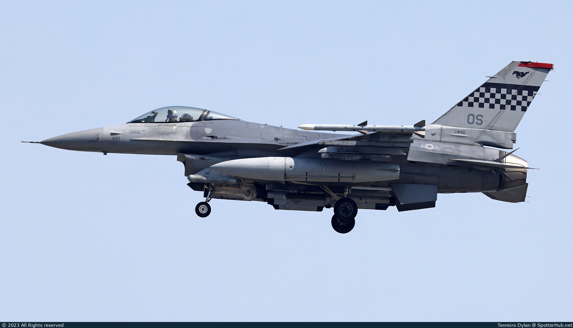 Photo of 88-0440 - General Dynamics F-16CG Fighting Falcon operated by US Air Force