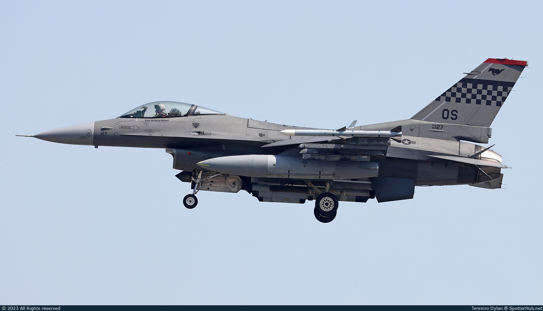Photo of 89-2127 - General Dynamics F-16CM Fighting Falcon operated by US Air Force