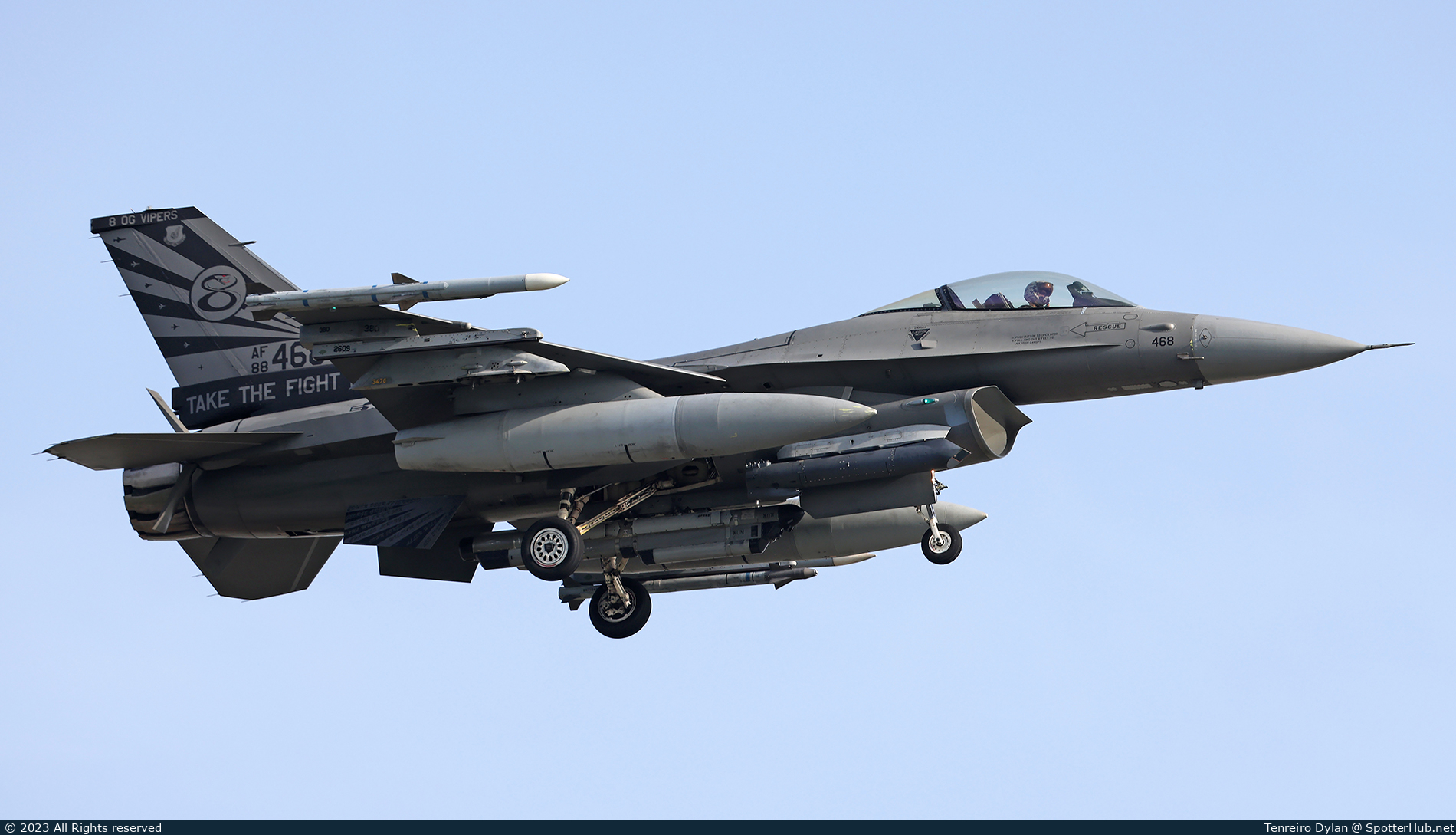 Photo of 88-0468 - General Dynamics F-16CM Fighting Falcon operated by US Air Force