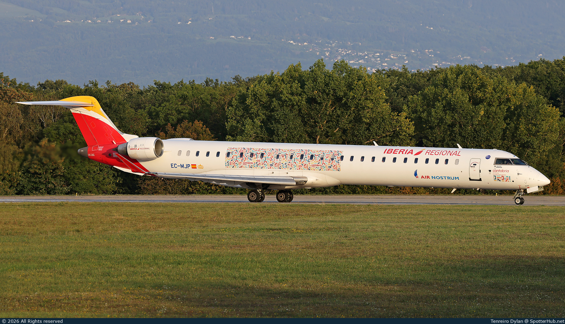 Photo of EC-MJP - Bombardier CRJ-1000 operated by Iberia Regional (opb Air Nostrum)