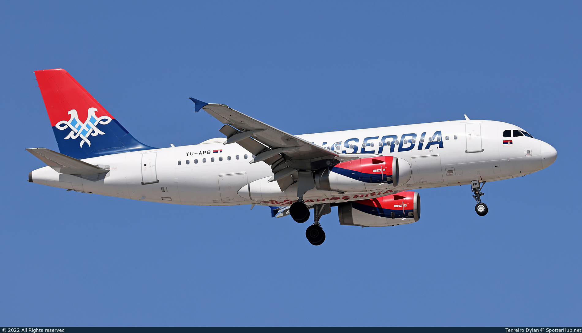 Photo of YU-APB - Airbus A319-132 operated by Air Serbia