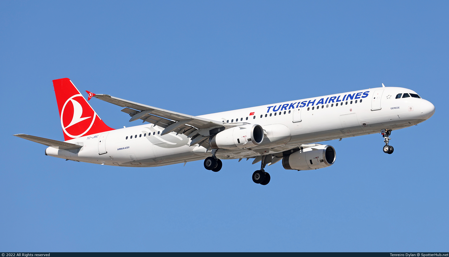 Photo of TC-JRC - Airbus A321-231 operated by Turkish Airlines