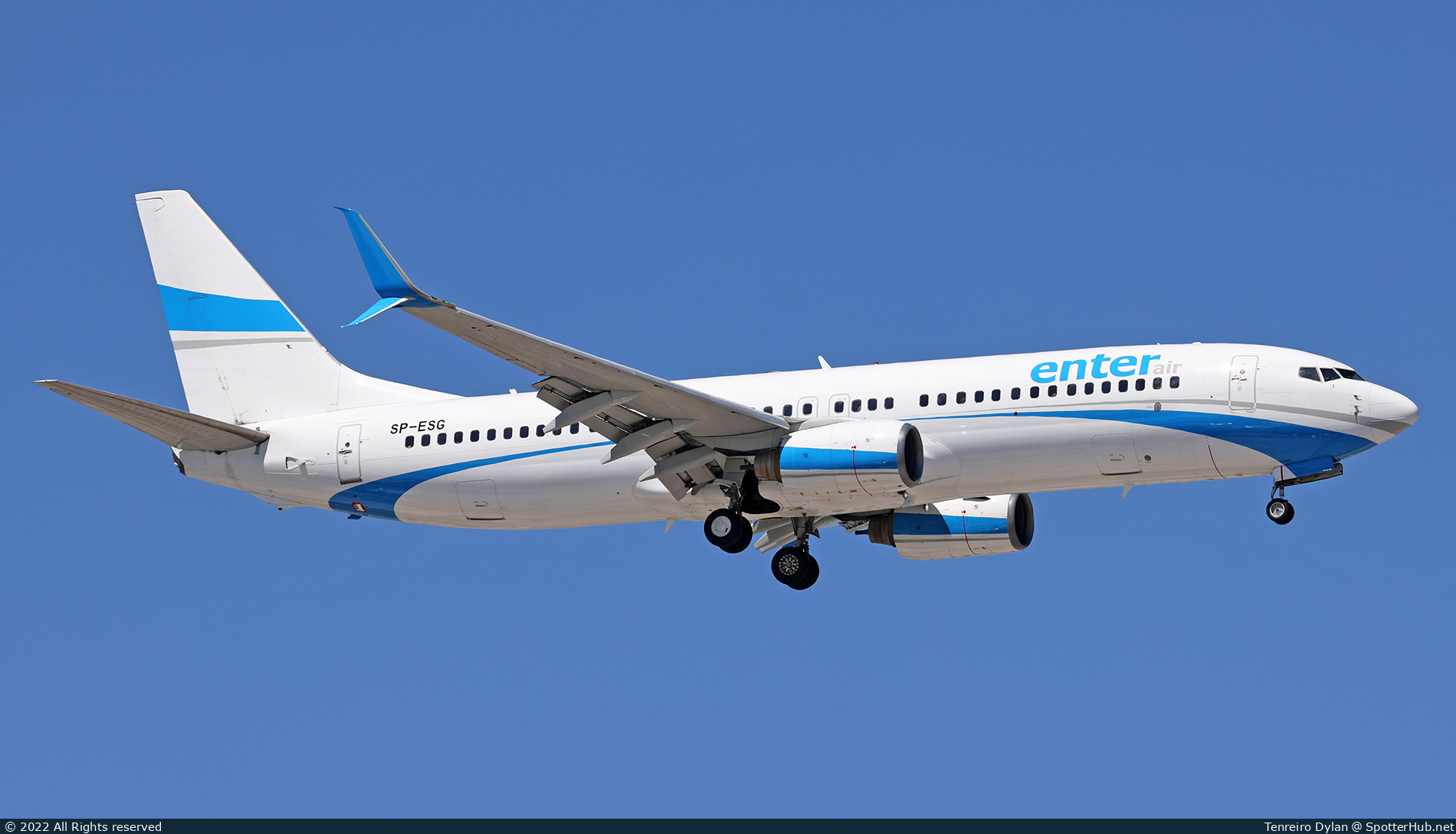 Photo of SP-ESG - Boeing 737-8Q8 operated by Enter Air
