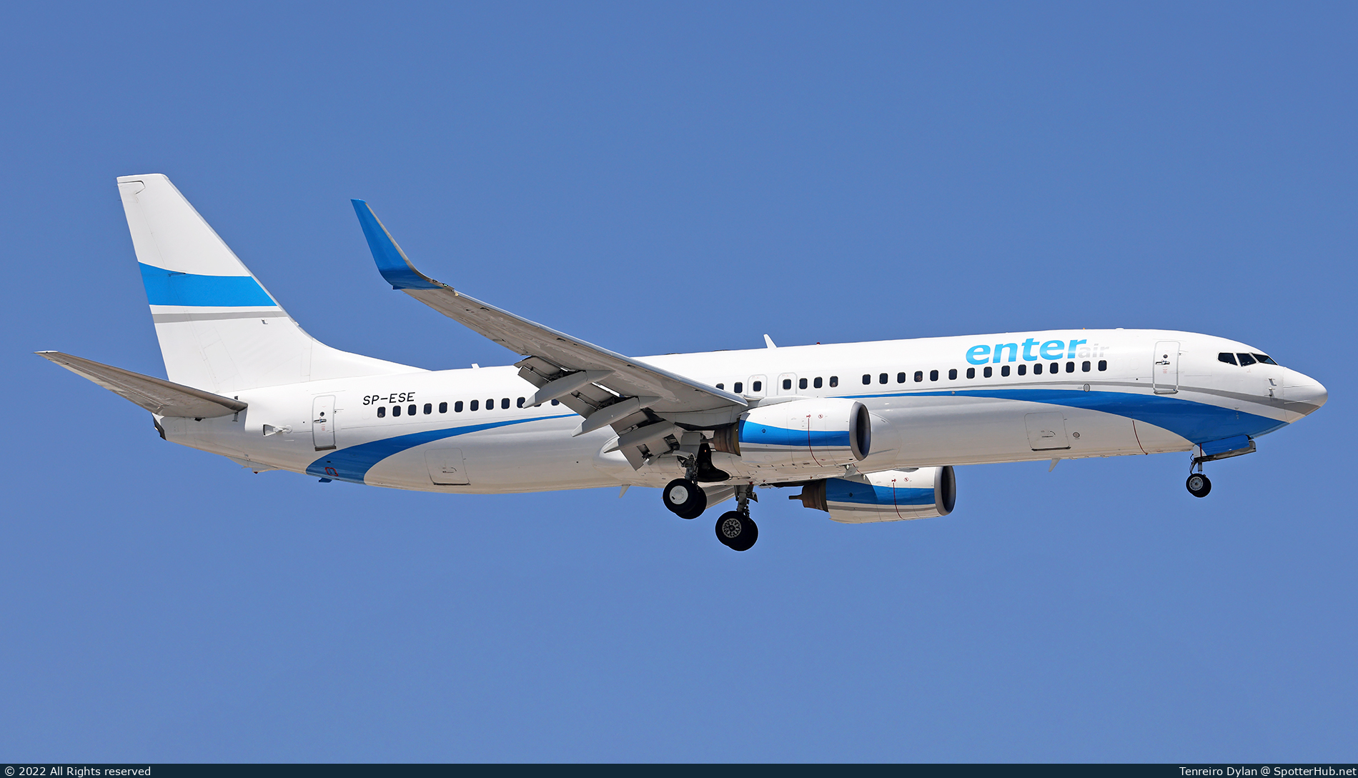 Photo of SP-ESE - Boeing 737-8Q8 operated by Enter Air