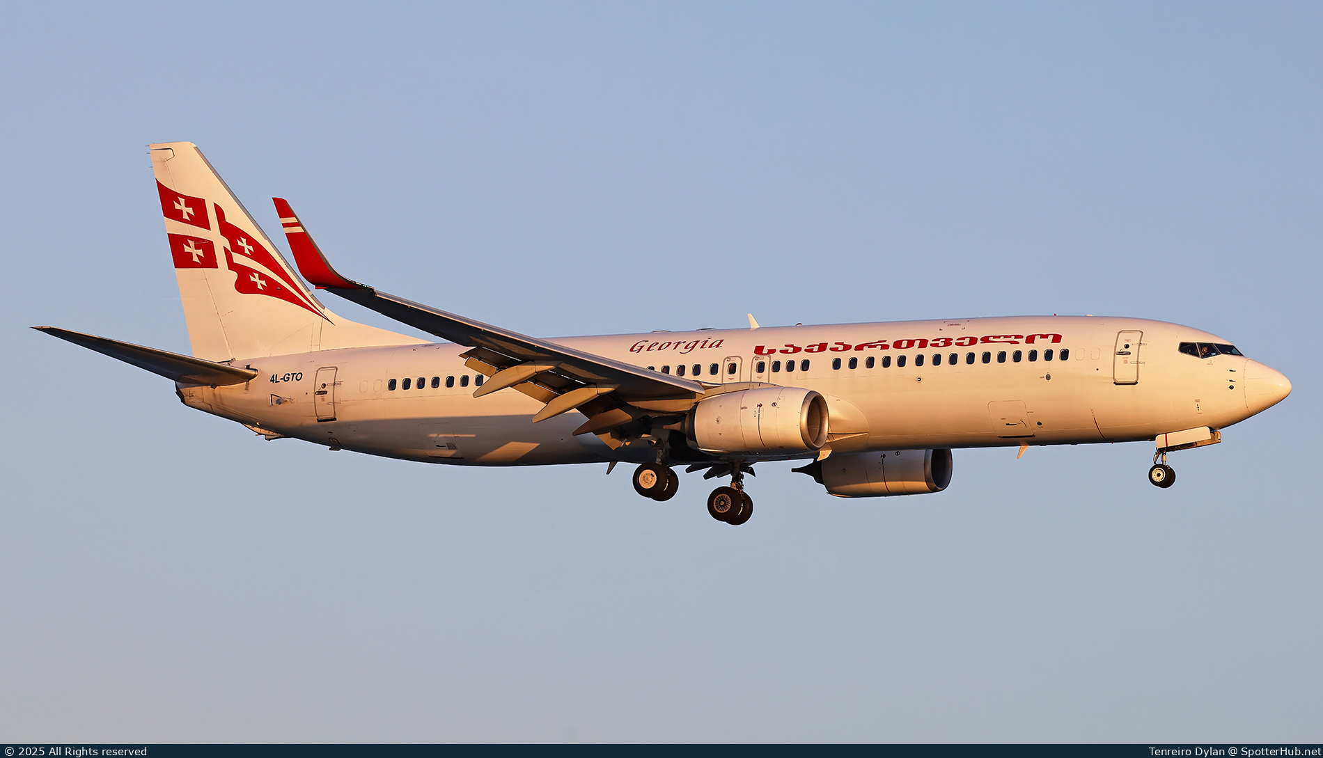 Photo of 4L-GTO - Boeing 737-84R operated by Georgian Airways