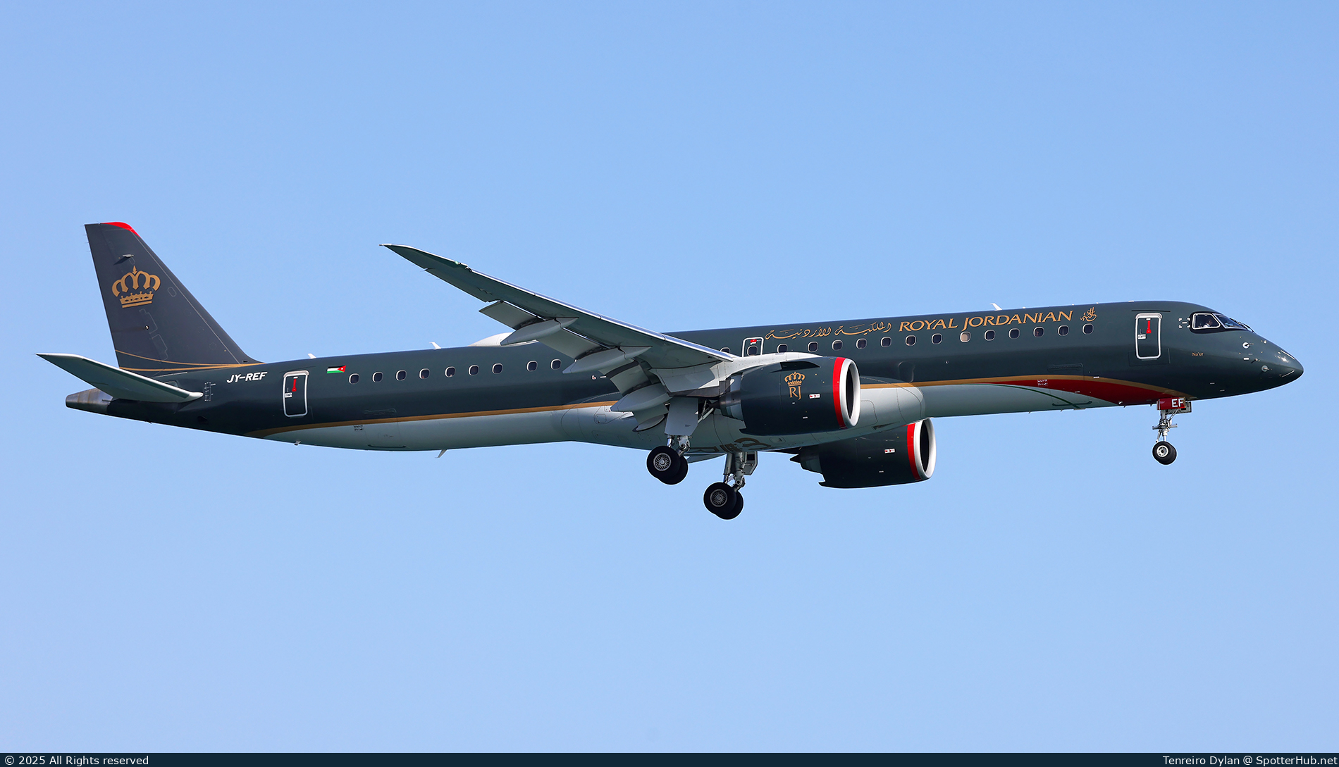 Photo of JY-REF - Embraer ERJ-195-E2 operated by Royal Jordanian Airlines
