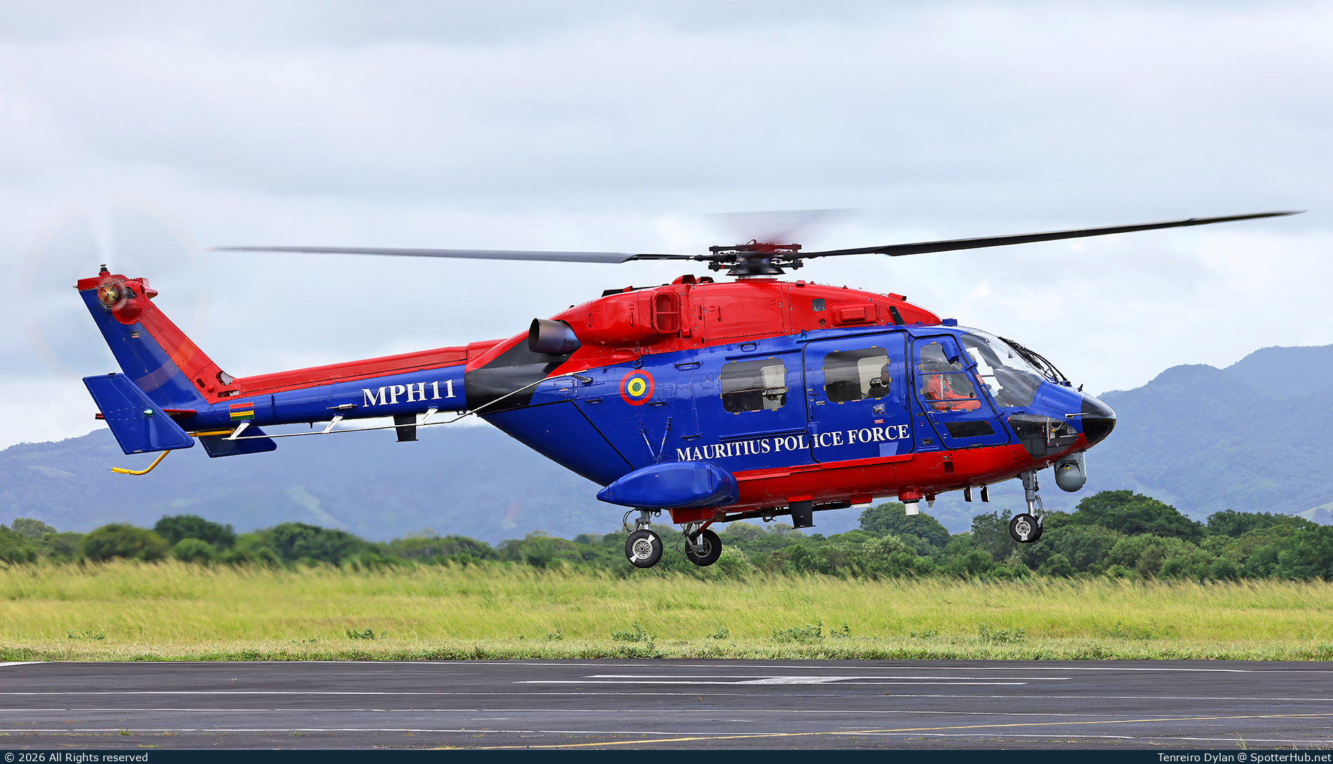 Photo of MPH-11 - HAL Dhruv Mk.III operated by Mauritius Police Force