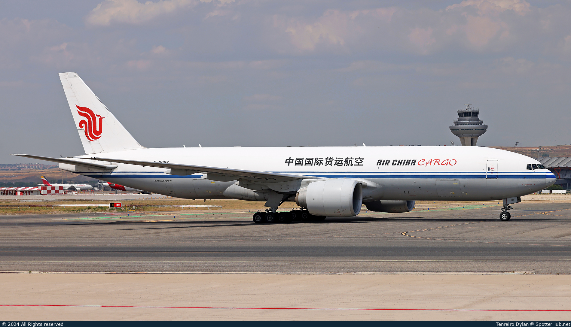 Photo of B-2098 - Boeing 777-FFT operated by Air China Cargo