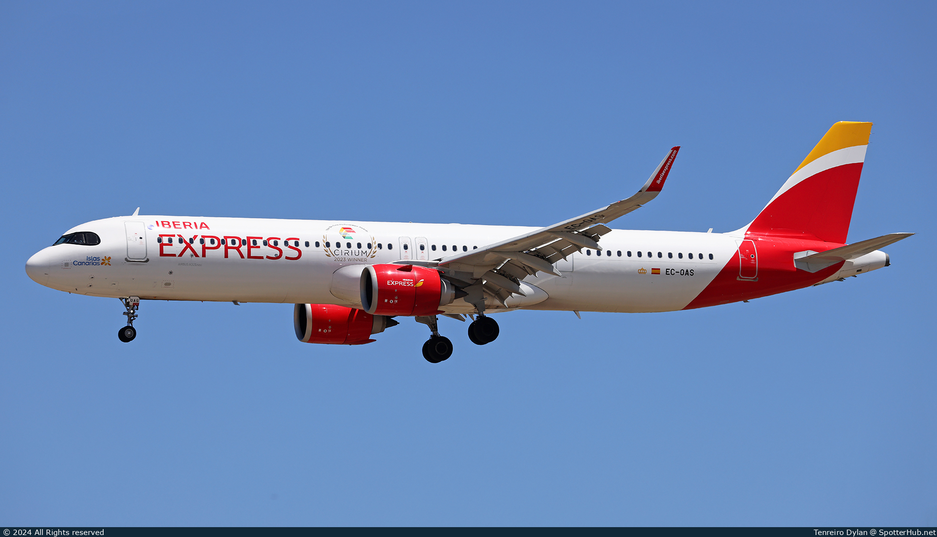 Photo of EC-OAS - Airbus A321-251NX operated by Iberia Express