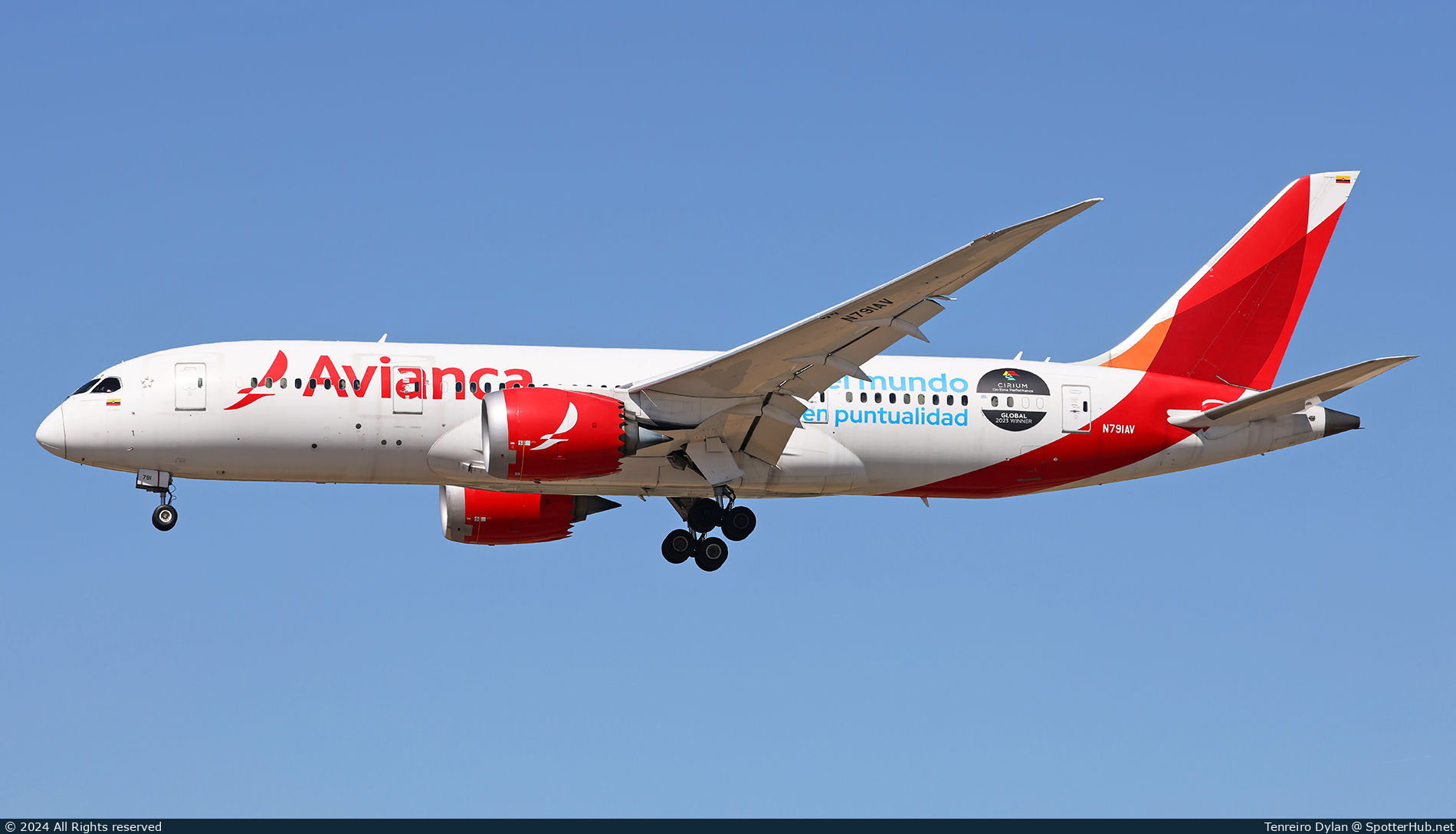 Photo of N791AV - Boeing 787-8 Dreamliner operated by Avianca