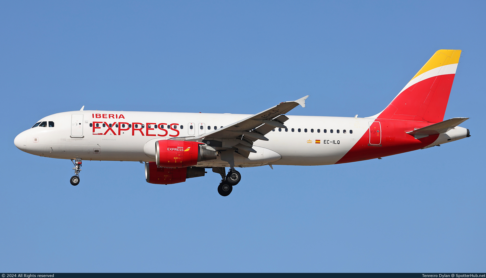 Photo of EC-ILQ - Airbus A320-214 operated by Iberia Express