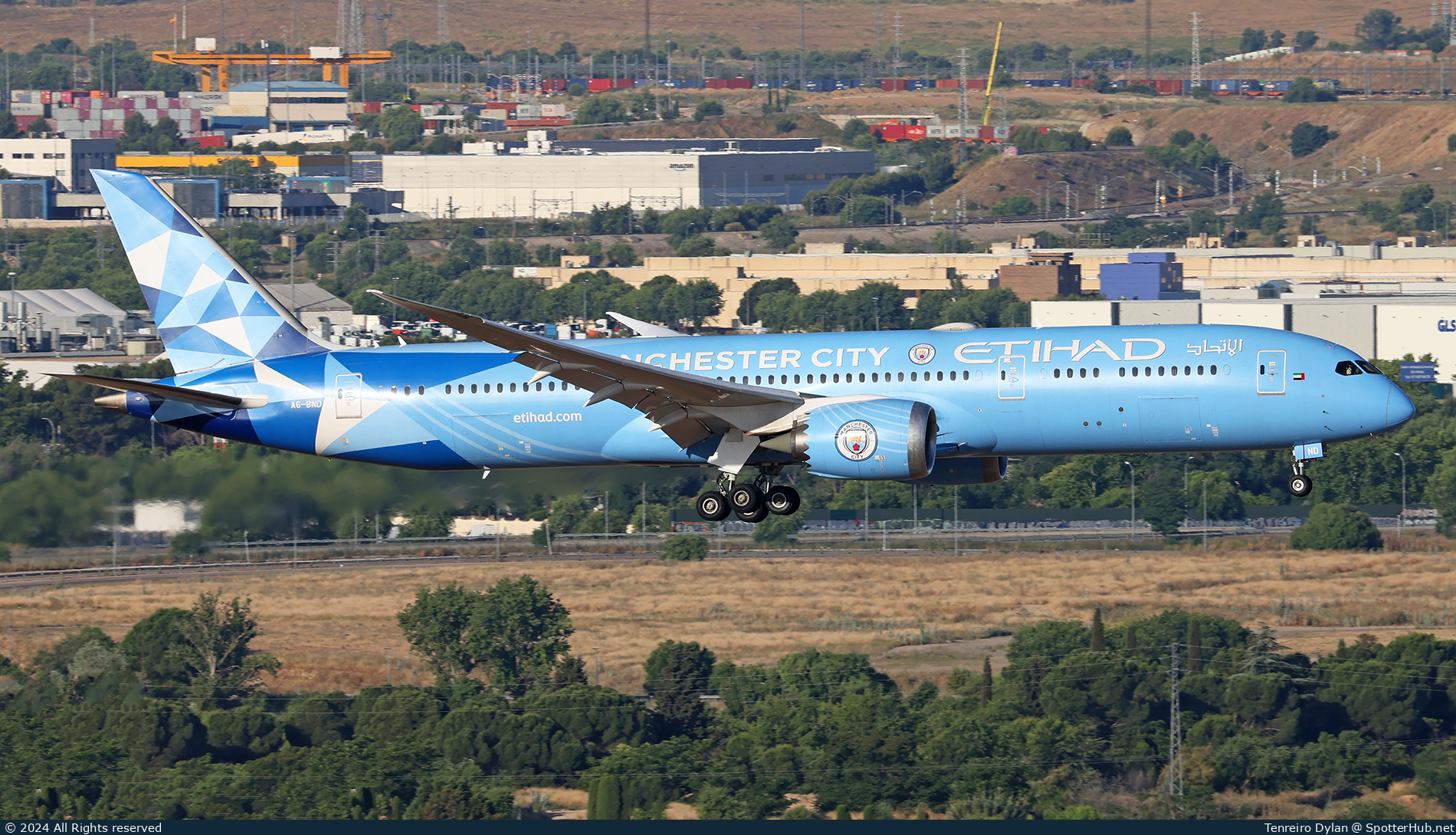 Photo of A6-BND - Boeing 787-9 Dreamliner operated by Etihad Airways