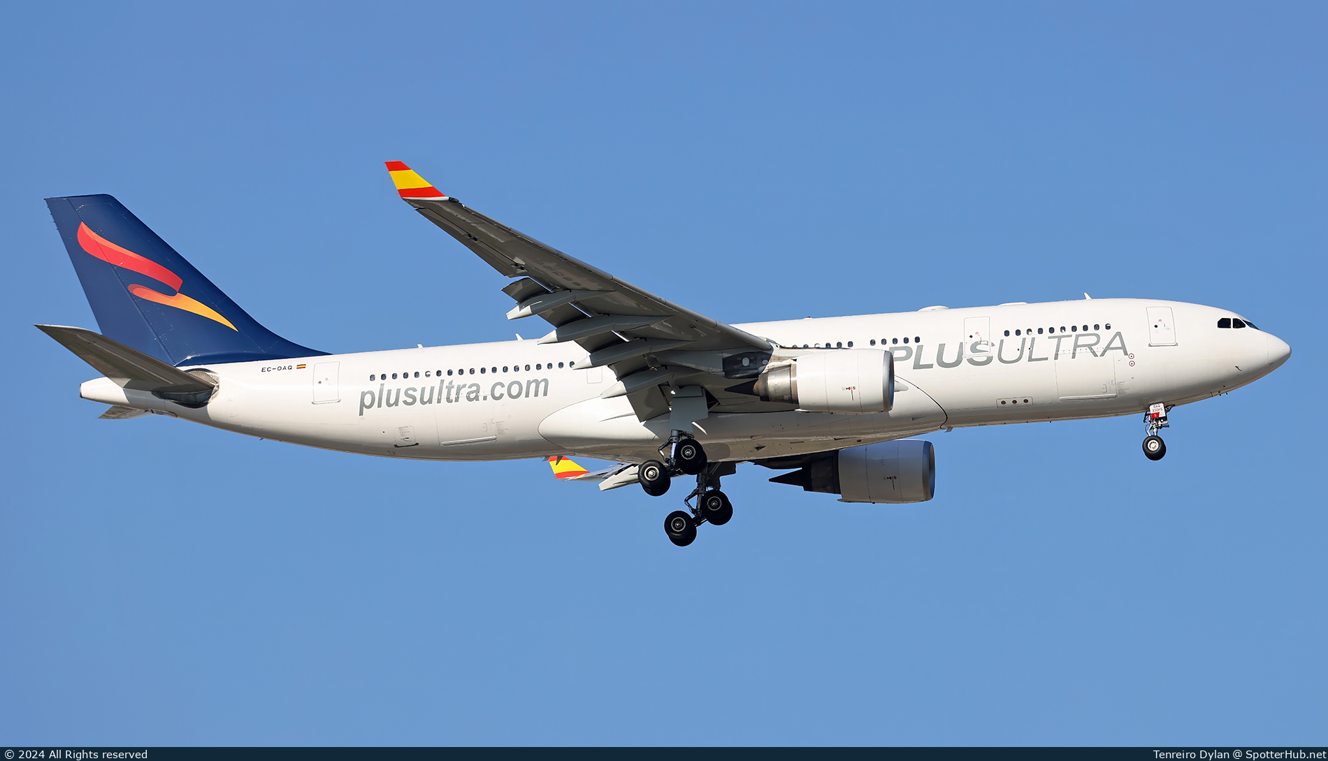 Photo of EC-OAQ - Airbus A330-203 operated by Plus Ultra Líneas Aéreas