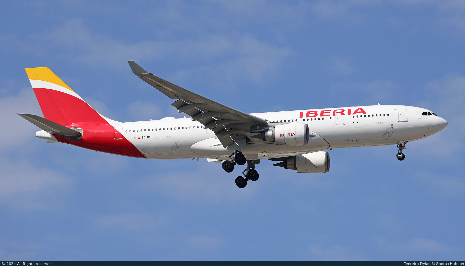 Photo of EC-MKI - Airbus A330-202 operated by Iberia