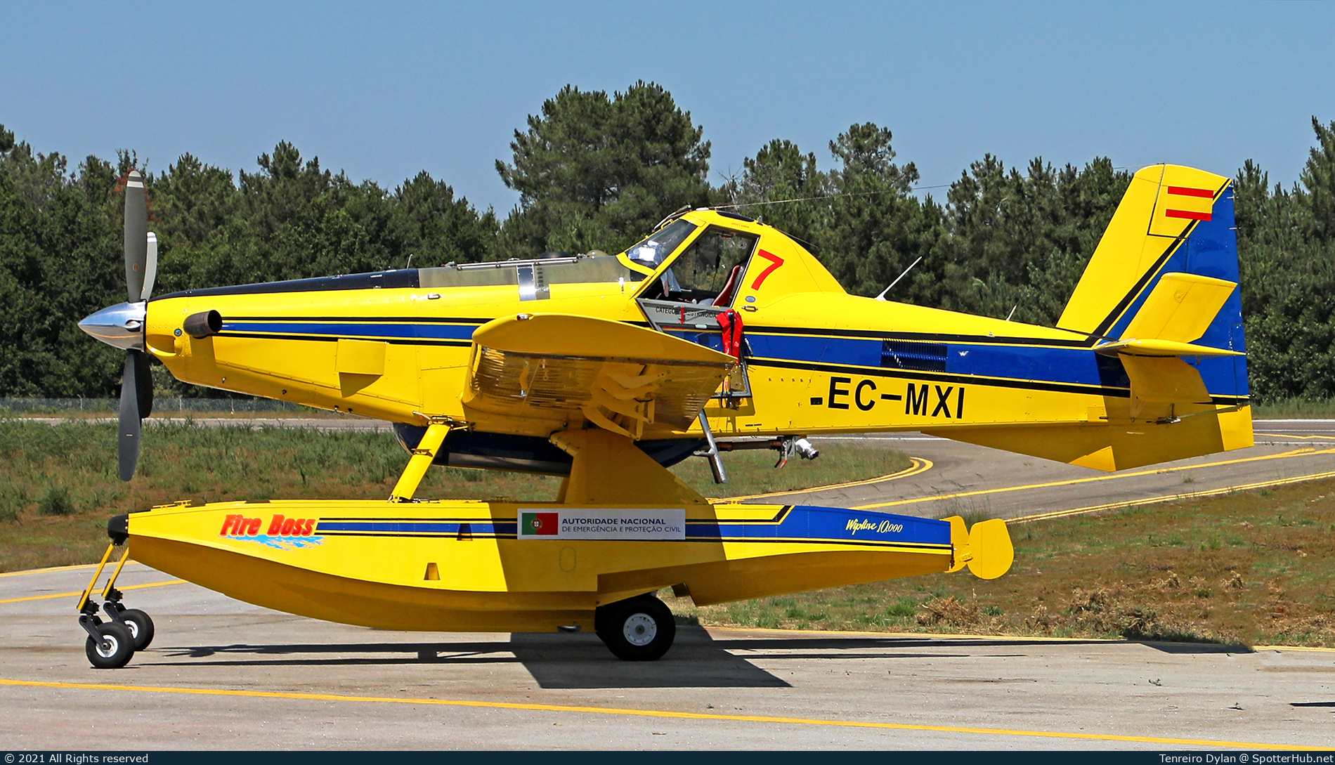 Photo of EC-MXI - Air Tractor AT-802F Fire Boss operated by Avialsa