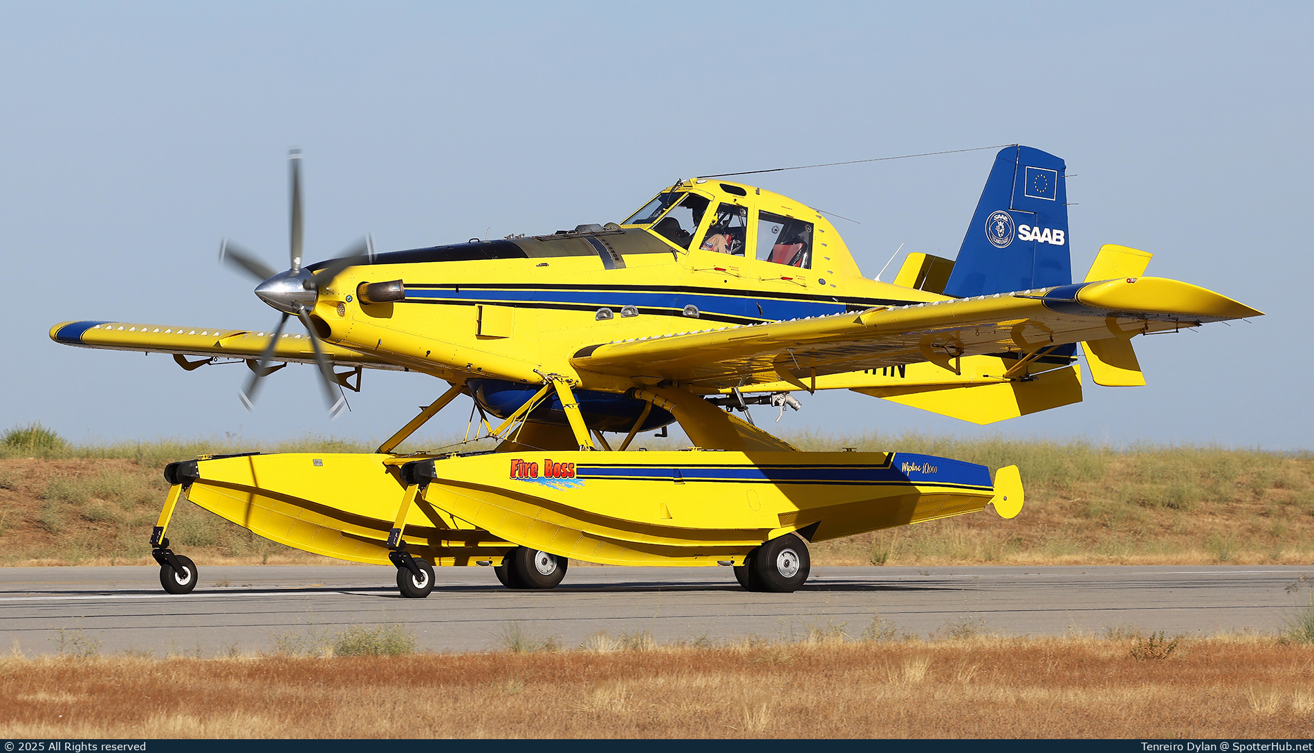 Photo of SE-MHN - Air Tractor AT-802F Fire Boss operated by Saab AB