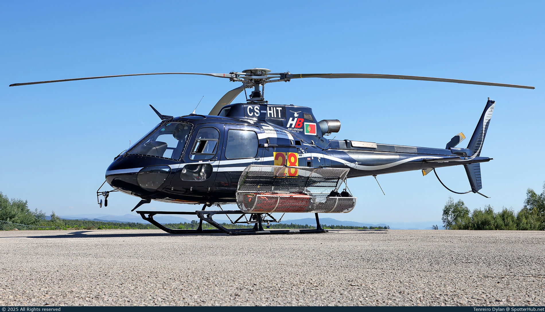 Photo of CS-HIT - Eurocopter AS350B3 Écureuil operated by Helibravo Aviação