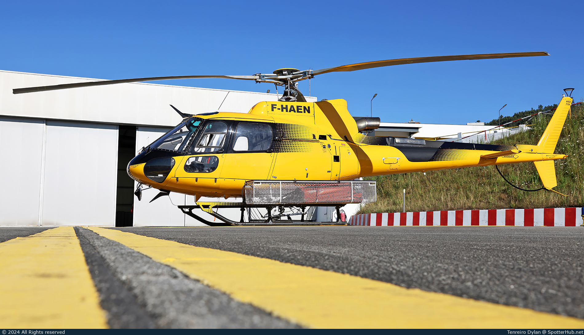 Photo of F-HAEN - Eurocopter AS350B3 Écureuil operated by Helibravo Aviação