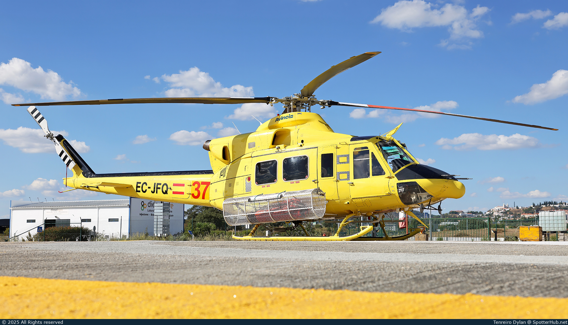 Photo of EC-JFQ - Bell 412SP operated by Avincis Aviation España