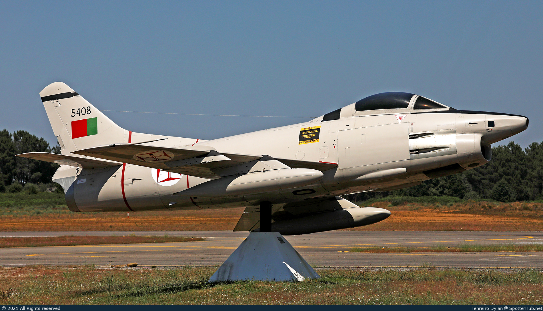 Photo of 5408 - Fiat G.91R/4 operated by Portuguese Air Force