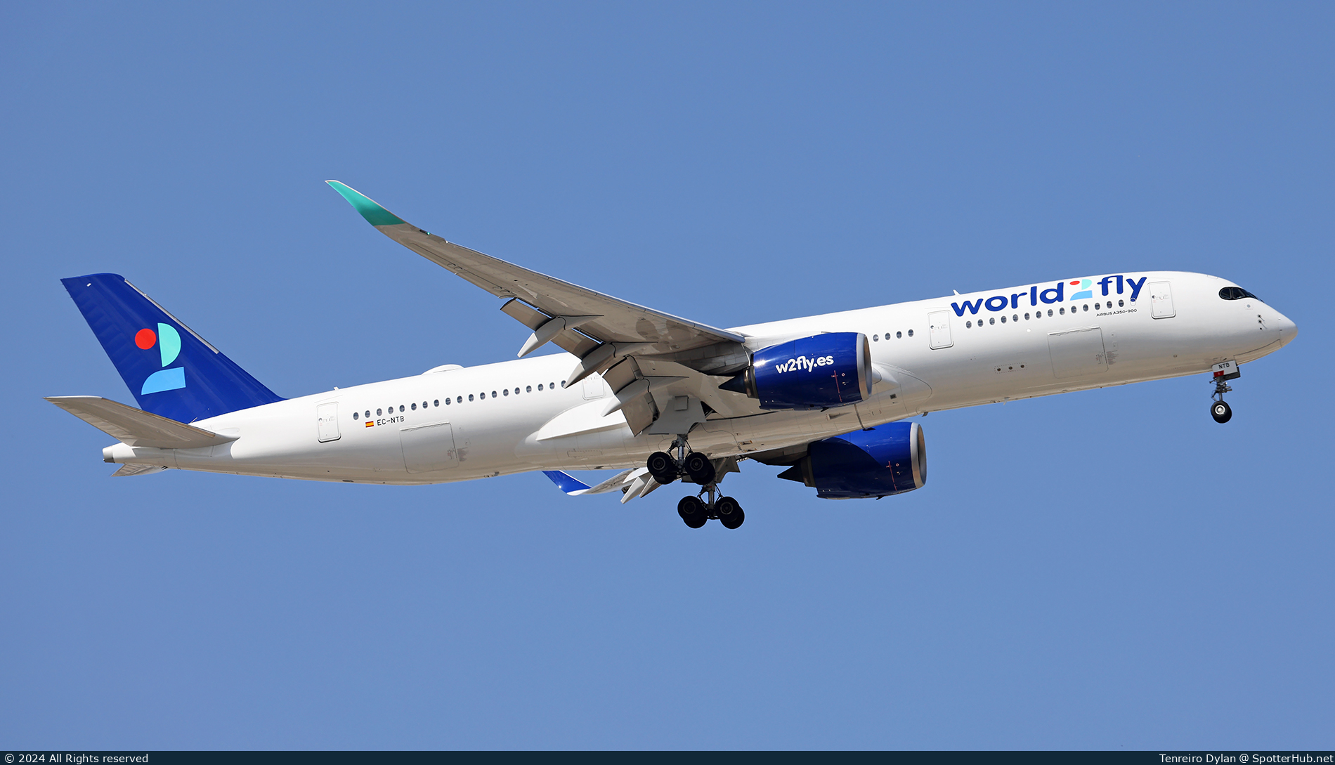 Photo of EC-NTB - Airbus A350-941 operated by World2Fly