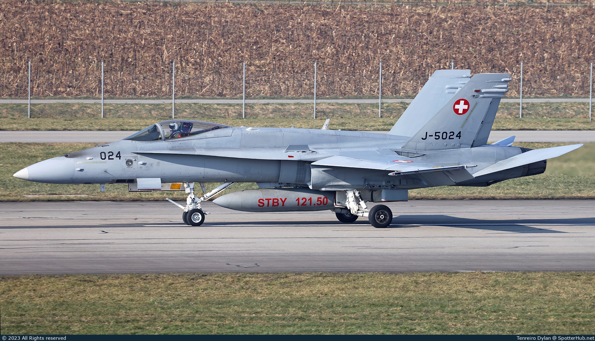 Photo of J-5024 - McDonnell Douglas F/A-18C Hornet operated by Swiss Air Force
