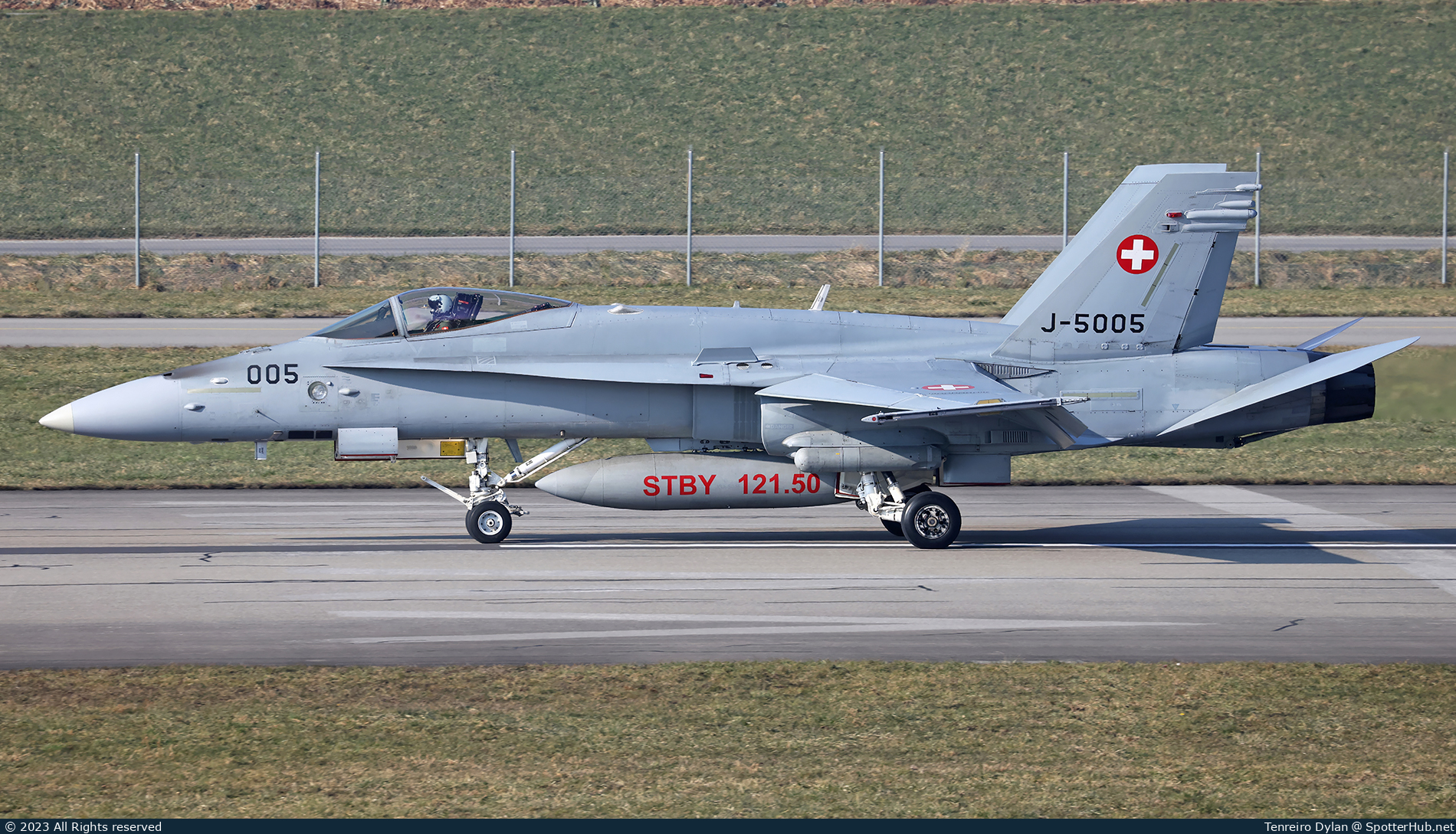 Photo of J-5005 - McDonnell Douglas F/A-18C Hornet operated by Swiss Air Force