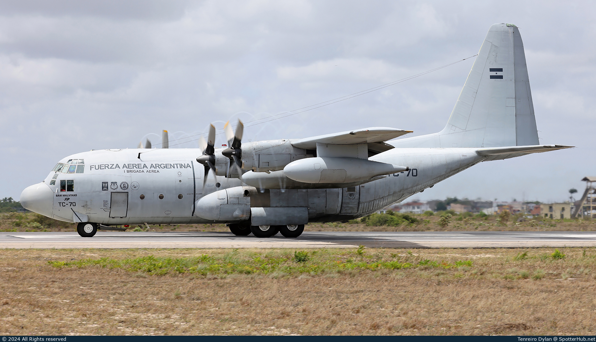 Photo of TC-70 - Lockheed KC-130H Hercules operated by Argentine Air Force