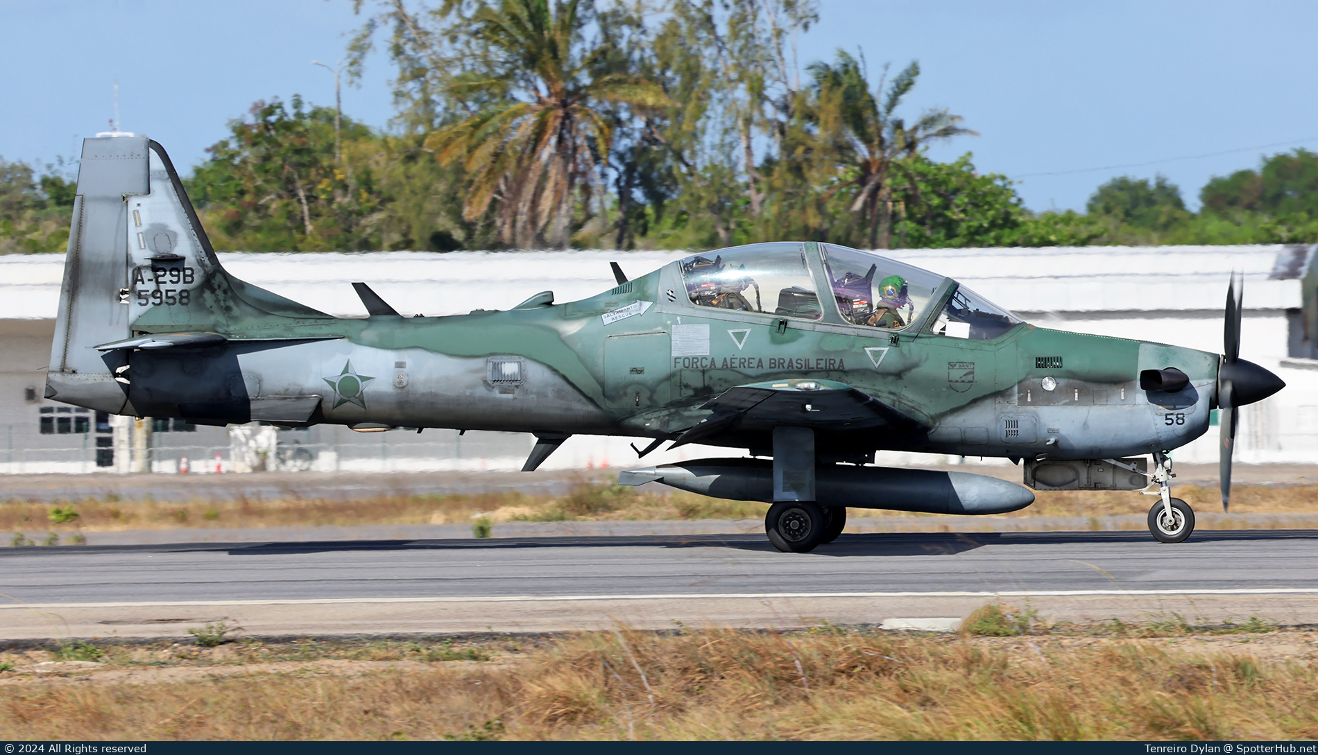 Photo of FAB5958 - Embraer A-29B Super Tucano operated by Brazilian Air Force