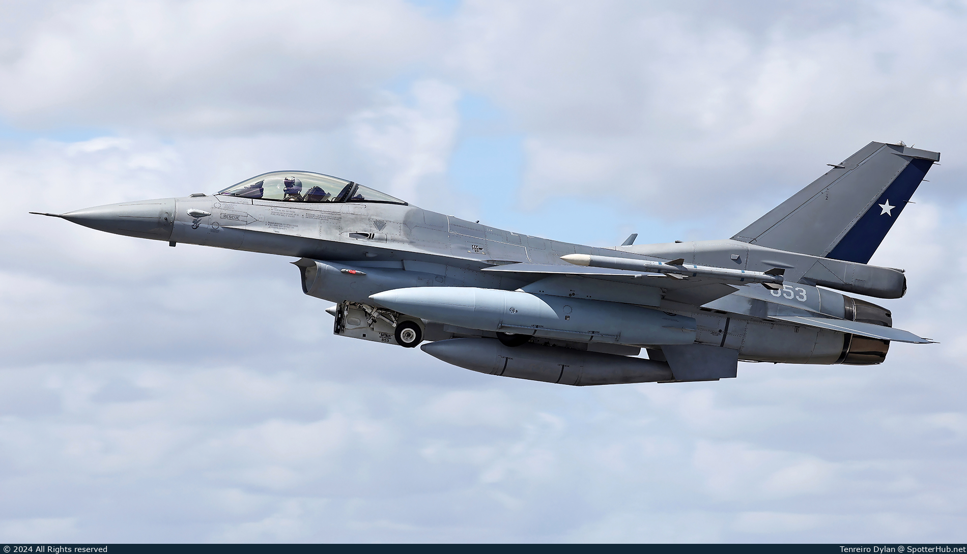 Photo of 853 - Lockheed Martin F-16C Fighting Falcon operated by Chilean Air Force
